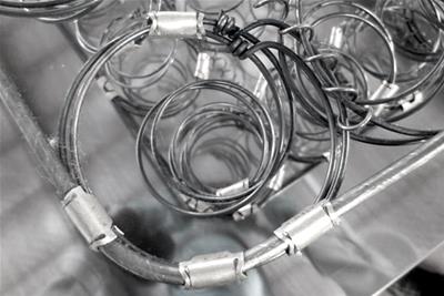 Application - Fastening Border Wire